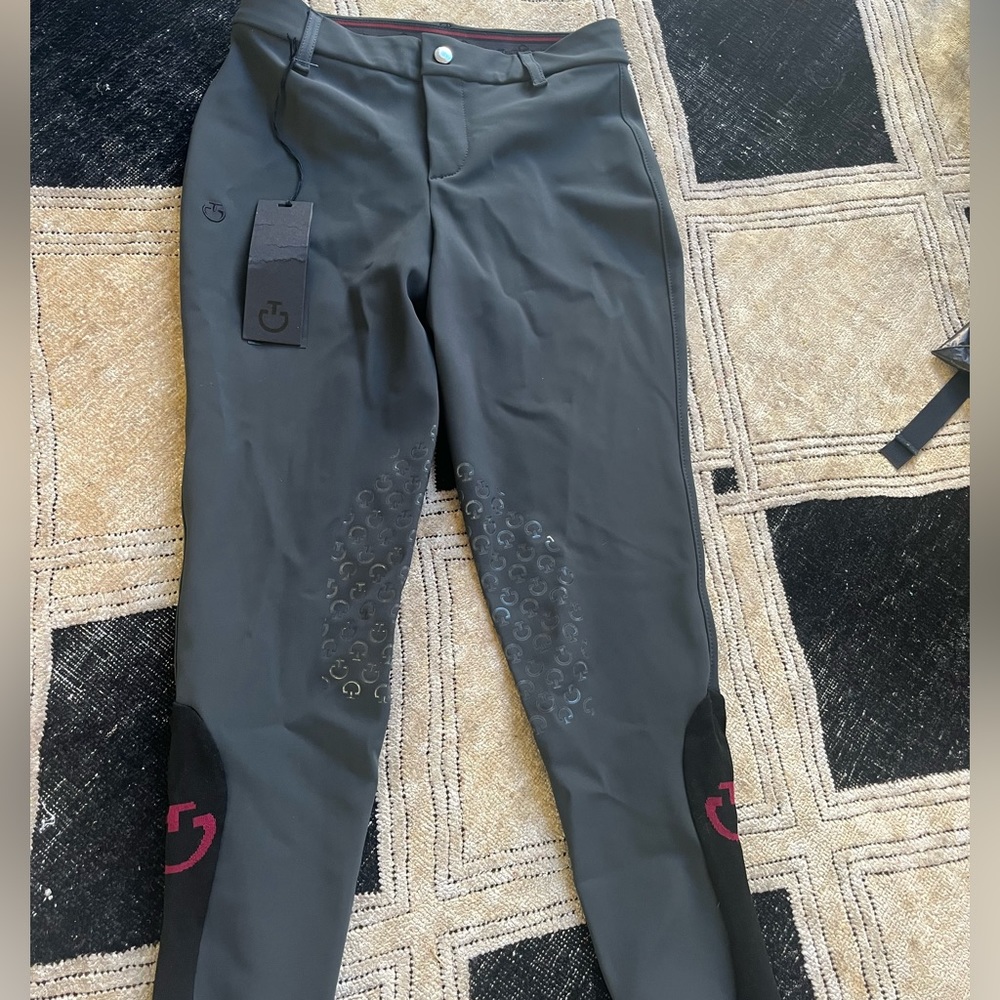 Cavalleria Toscana girls knee grip breeches NWT!